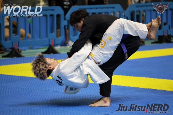 Yuya Fukushima competing in Brazilian Jiu-Jitsu (FitSync MMA and Brazilian Jiu-Jitsu instructor)