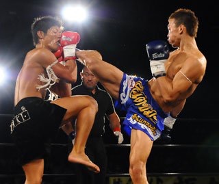 インストラクター